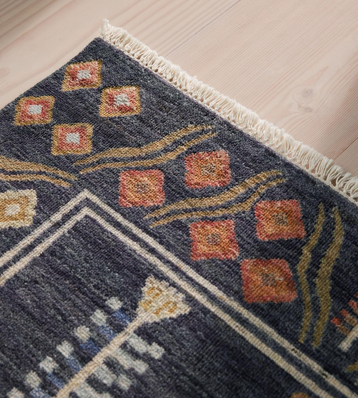 Hand Knotted , Hand Tufted Perga Rug