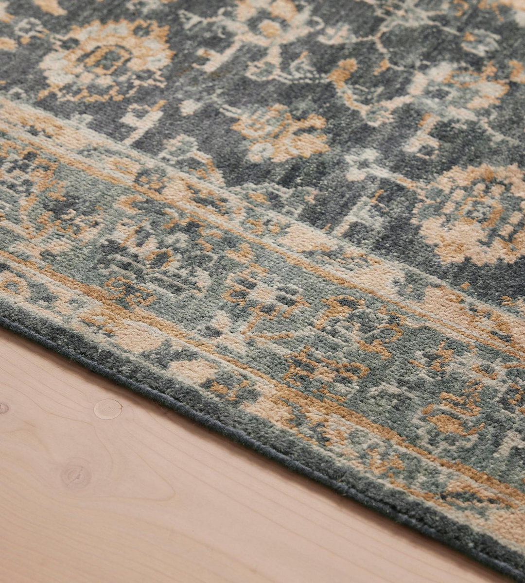 Hand knotted , Hand Tufted Royce Rug